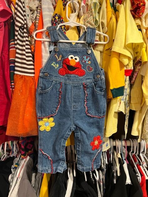 Vintage Toddler Clothes, Vintage Kids Clothes, Girls Overalls, Vintage Baby Clothes, Vintage Baby, Vintage Children, Minneapolis, Cool Kids, 12 Months