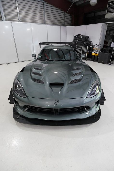 Garage Mike 🇮🇹 on Twitter: "#dodge viper https://t.co/5UAdZ5XVee" / Twitter Dodge Viper Acr, Viper Car, Dodge Viper Gts, Viper Gts, Dodge Viper, Mopar Muscle, Sweet Cars, Porsche Cars, March 5