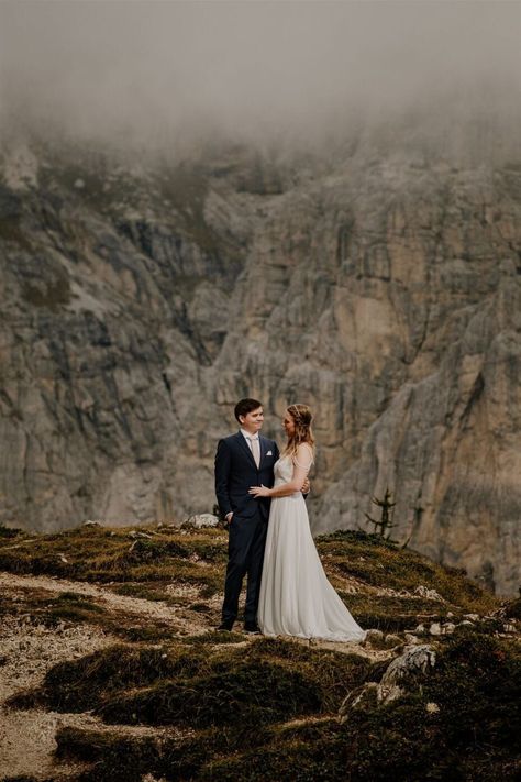 A cloudy sunrise elopement in the Dolomites. The clouds make it even more romantic don't they? #hikingelopement #elopementwedding Dolomites Elopement, Cloudy Sunrise, Sunrise Elopement, Sunrise Pictures, The Dolomites, Mount Rainier National Park, Rainier National Park, See The Northern Lights, Cloud Drawing