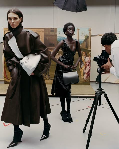 Tyler Mitchell, Alek Wek, Sparkly Fashion, Letitia Wright, Uffizi Gallery, Holiday Campaign, Rihanna Fenty, Metallic Dress, Fall 2023