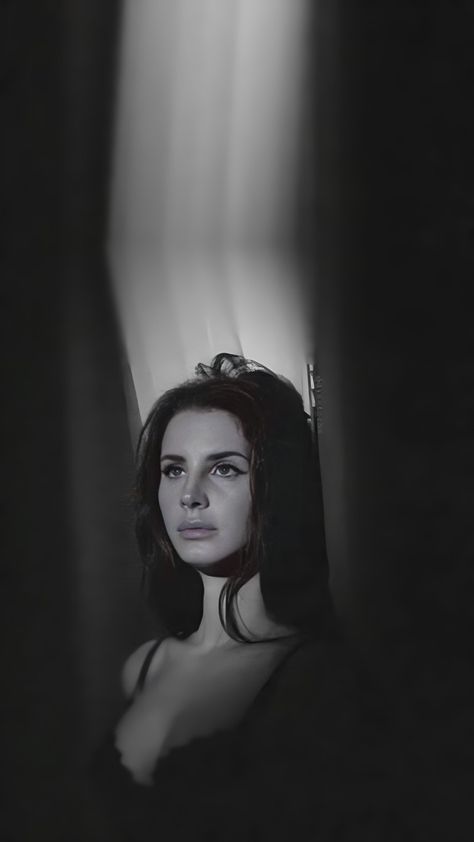 Love Lana Del Rey, Lana Del Rey Wallpaper, Lana Del Rey Art, Lana Del Rey Love, Lana Del Rey Vinyl, Lana Rey, Icons Girls, Elizabeth Grant, Dark Feminine Aesthetic