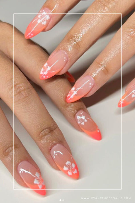 Hibiscus Nails Hibiscus Nail Art, Colourful Nail, College Nails, Themes Ideas, Tropical Nails, Cute Simple Nails, Nails Easy, Aesthetic Nails, Summery Nails