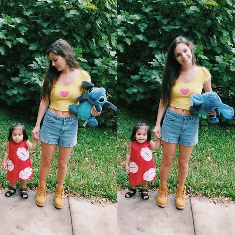 Pinterest: Brunettetwin Instagram:jennykwhite Mother Daughter Halloween Costumes, Mother Daughter Costumes, Stitch Halloween Costume, Family Themed Halloween Costumes, Themed Halloween Costumes, Lilo Und Stitch, Stitch Halloween, Diy Halloween Costumes For Women