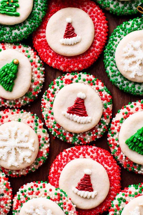 Stacked Christmas Cookies, Christmas Sprinkle Cookies, Sprinkle Cookies Recipe, Sugar Cookie Dough Recipe, Pillsbury Cookies, Plain Cookies, Christmas Sprinkles, Christmas Cake Recipes, Winter Cookie