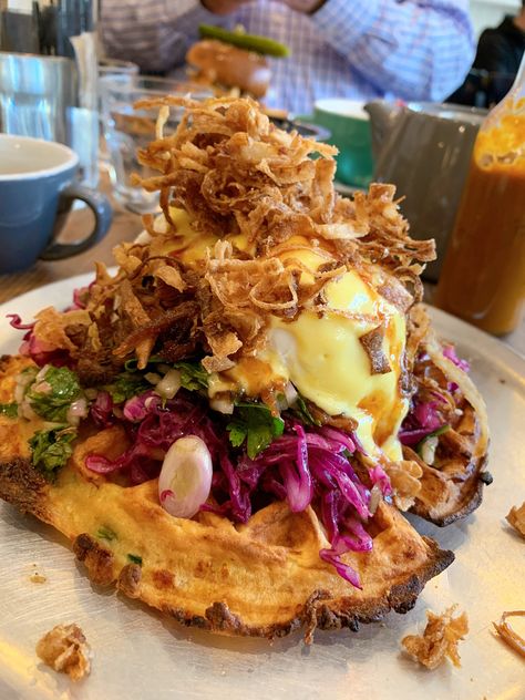 Pulled Pork and Cornbread Waffle Benny [I ate] #food #foods Pulled Pork Waffles, Pulled Pork And Waffles, Chicken And Waffles Plating, Cornbread Waffles With Pulled Pork, Cornbread Waffle Bowl, Waffle Cornbread And Chili, Pulled Pork Cornbread, Cornbread Waffles Recipe, Cornbread Waffle