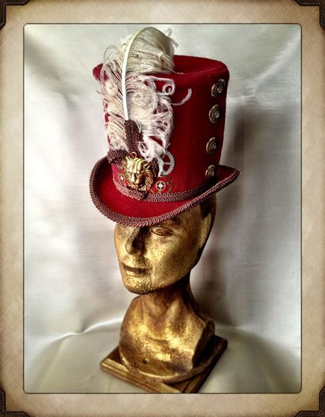 Red felt Ringmaster cirque hat. Lady Bird's Hatberdashery Vintage Circus Costume, Steampunk Circus, Fright Fest, Circus Decorations, Steampunk Halloween, The Giant Peach, Steampunk Hat, Circus Costume, Top Hats