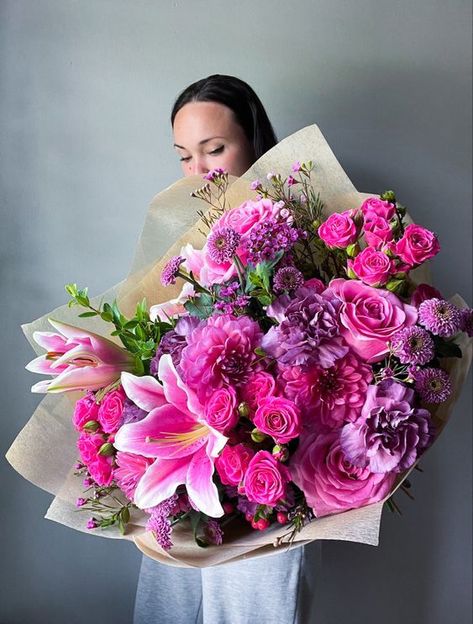 #follow #fleur #flowers #plants #lifestyle #blogging #blogger #blog Purple Rose Bouquet Aesthetic, Peonies And Lilies Bouquet, Valentine Flowers Bouquet Romantic, Unique Flowers Bouquet, Mixed Bouquet Floral Arrangements, Flower Bouquet Business, Huge Flower Bouquet, Unique Flower Bouquet, Mixed Flower Bouquet