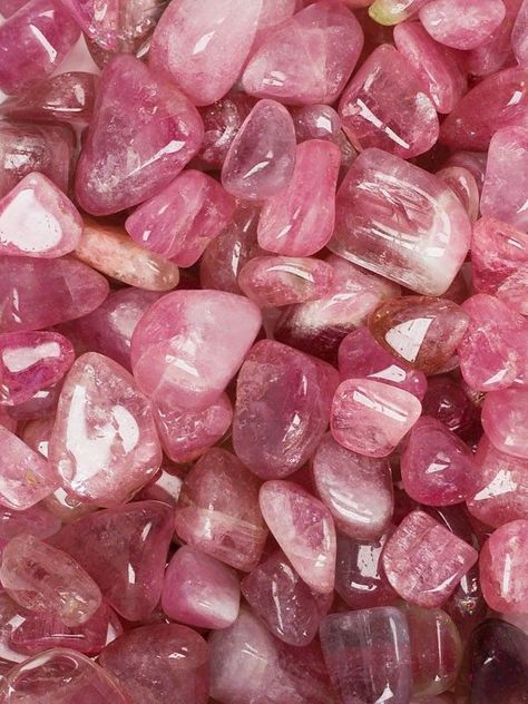 Crystal Aesthetic, Pretty Rocks, Pink Gem, Crystal Magic, Rocks And Gems, Everything Pink, Tumbled Stones, Energy Crystals, Gems And Minerals