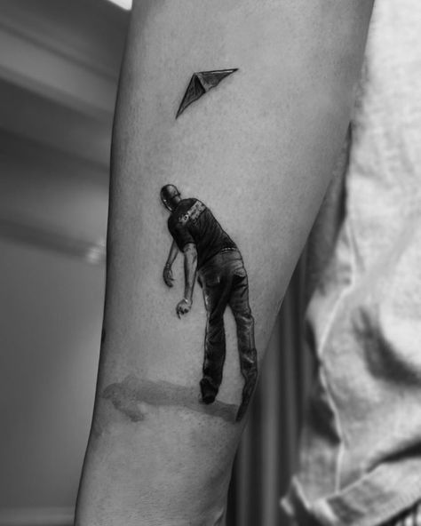 Drake Tattoo Of Sade, Virgil Abloh Tattoo Ideas, Virgil Abloh Tattoo, Future Tattoos Rapper, Virgil Tattoo, Drake Tattoo Ideas, Rapper Tattoos, Drake Tattoos, Tatts Ideas