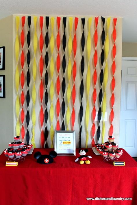 Mickey Mouse Clubhouse themed dessert table. Invitation Mickey Mouse, Γενέθλια Mickey Mouse, Centerpieces Birthday, Mouse Diy, Party Streamer, Mickey 1st Birthdays, Mickey Mouse Bday, Twodles Birthday, Mickey Mouse Themed Birthday Party