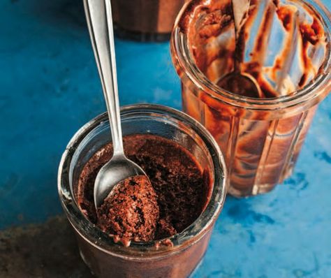 Like buttah: Salted butter caramel-chocolate mousse recipe from David Lebovitz's "My Paris Kitchen." Caramel Chocolate Mousse, Salty Desserts, Praline Chocolate, Salted Caramel Ice Cream, Paris Kitchen, Butter Caramel, David Lebovitz, Chocolate Mousse Recipe, Salted Caramel Chocolate