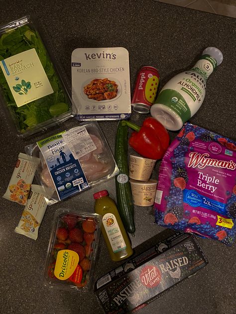 Healthy grocery haul for some random staples/favorites! Healthy Grocery Haul, College Grocery, Live Deliciously, Workout Stuff, Grocery Haul, Healthy Groceries, Korean Bbq, New Adventures, Good Eats