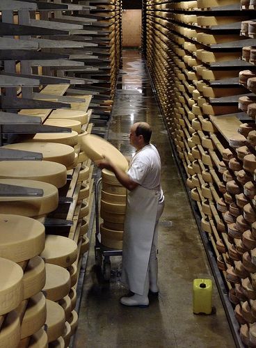 La Maison du Gruyère #switzerland #fribourgregion #lagruyere Gruyere Switzerland, Gruyeres Switzerland, Switzerland Cheese, Cheese Factory, Cheese Maker, Wine Cheese, Switzerland Travel, Zermatt, Swiss Alps