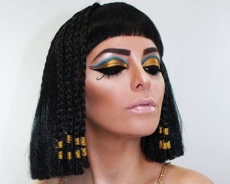 Científicos acaban de revelar cómo se veía realmente Cleopatra.¡Su aspecto te asombrará mucho! - Notas - La Bioguía Cleopatra Make-up, Egyptian Make Up, Makeup Fantasi, Halloween Smink, Ideas Disfraz, Cleopatra Makeup, Makeup Karakter, Cleopatra Halloween, Egyptian Makeup