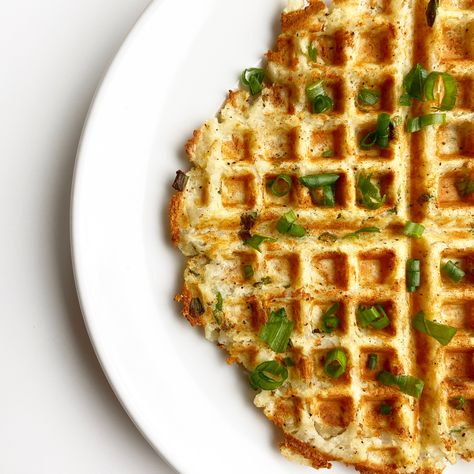 Crispy Vegan Potato Waffle  - Powered by @ultimaterecipe Potato Waffle Recipe, Vegan Waffles, Potato Waffles, Vegan Baking Recipes, Gluten Free Potatoes, Hashbrown Recipes, Wfpb Recipes, Plant Based Breakfast, Waffles Maker