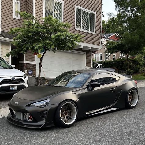 Gr86 Aesthetic, Toyota Gr86 Black, Gr86 Toyota, Purple Subaru Brz, Subaru Brz Modified, Tattoo Boy, Subaru Brz Rocket Bunny, Subaru Brz Black, Subaru Brz Custom