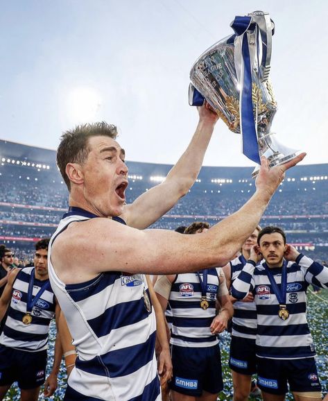 Geelong Cats Football, Geelong Football Club, Geelong Cats, Sport Player, New Backgrounds, Football Club, Football, Humor, In This Moment