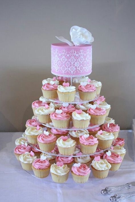 Bridal shower cake Engagement Party Cupcakes, Engagement Cupcakes, Tea Party Cake, Party Cupcakes, Diy Wedding Cake, Party Food Buffet, Cupcake Tower, Engagement Cakes, Pink Cupcakes