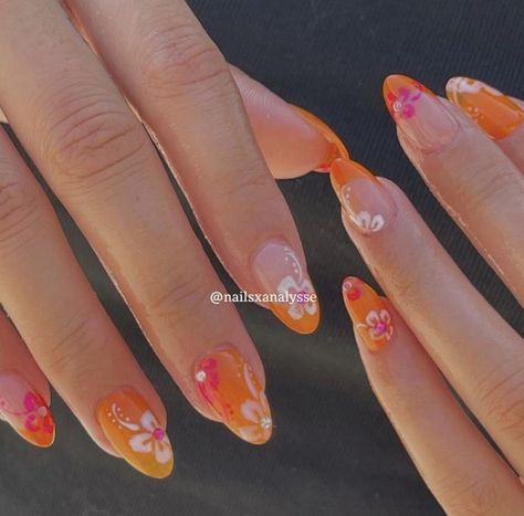 Cancun Inspired Nails, Hawaiian Almond Nails, Hawian Nails Acrylic, Pink And Orange Hibiscus Nails, Hawaii Summer Nails, Orange Hawaiian Nails, Coconut Girl Nail Ideas, Summer Hawaii Nails, Hawaiian Nails Acrylic