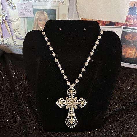 Silver cross necklace with white bead chain   #y2k... - Depop Silver Cross-shaped Jewelry With Beaded Chain, Y2k Cross Necklace, Silver Gothic Cross Necklace With Adjustable Chain, Y2k Depop, Emo Cross Necklace, Cross Necklace Goth, Y2k Goth, Silver Cross Necklace, Bead Chain