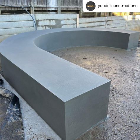 Firepit Seating, Alfresco Designs, Cement Garden, Concrete Bench, Back Garden Design, Fire Pit Seating, Concrete Fire Pits, Winter Nights, Firepit