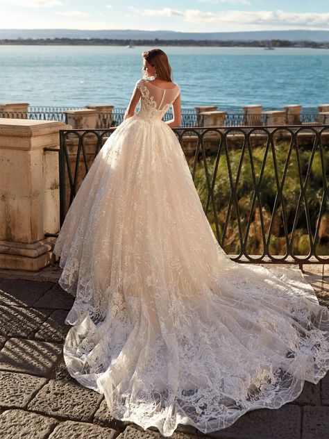 Regal Wedding Dress, Regal Wedding, Nicole Fashion, Nicole Spose, Clueless Fashion, Princess Gown, Lace Straps, Pink Tulle, Colored Wedding Dresses