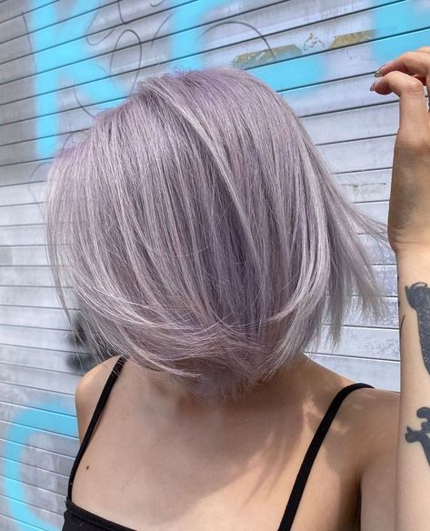 Icy Blonde Lavender Hair, Light Lilac Hair, Lilac Blonde Hair, Short Lavender Hair, Really Short Hair, Lilac Hair, Icy Blonde, Lavender Hair, Bob Styles