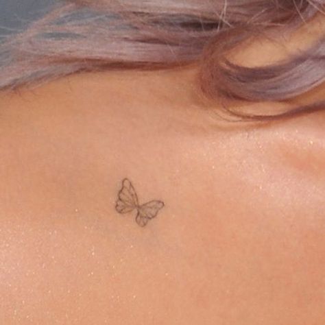 Tiny Butterfly Tattoo, Small Tats, Shape Tattoo, Muster Tattoos, Small Butterfly, Dainty Tattoos, Small Tattoo Designs, Pattern Tattoo, Little Tattoos