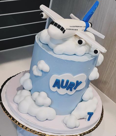 ☁️ Airplane cake ☁️ This tall 6” cake was designed to celebrate Aury’s love of planes! I covered the cake in a baby blue Swiss meringue buttercream. All details were hand sculpted with fondant! Happy 7th birthday Aury Cake drum • @cakebonofficial Food gel • @colour.mill @chefmaster Smoother • @sweet_escape001 Fondant • @wiltoncakes Everything else! • @heb . . . #sanantonio #sanantoniosmallbusiness #sanantoniocakes #sanantonioeats #sanantonioevents #sanantoniofood #sanantoniofoodie... Airplane Cakes For Boys, Airplane Theme Cake, Airplane Cakes, Airplane Birthday Theme, Cake Styling, Cake Designs For Boy, Airplane Cake, Fondant Cake Designs, Airplane Theme