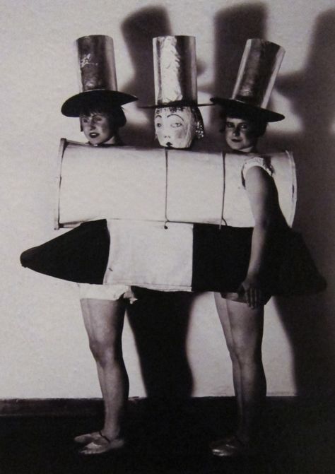 Bauhaus Ballet, Oscar Schlemmer, Triadic Ballet, Oskar Schlemmer, Theo Van Doesburg, Herbert Bayer, New Objectivity, Isadora Duncan, Weimar Republic