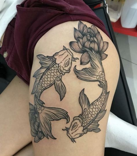 Christmas Chicago, Coy Fish Tattoos, Koi Tattoo Design, Koi Tattoo, Hip Tattoos Women, Wolf Tattoo Design, Koi Fish Tattoo, Forearm Tattoo Women, Leg Tattoos Women