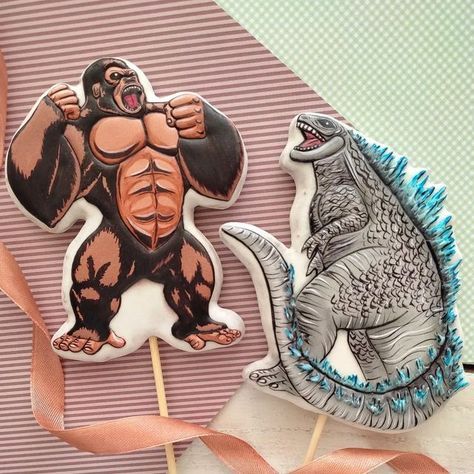 Godzilla Cookies, King Kong Birthday Party, Godzilla Birthday Party, Godzilla Birthday, Kong Godzilla, King Kong Vs Godzilla, Ideas Regalo, Job Ideas, Bake Cookies