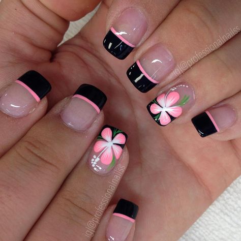 Ongles Design, Pretty Tips, Nails Flowers, Unghie Sfumate, French Pedicure, Unghie Nail Art, Fingernail Designs, Valentine Nails, Pedicure Designs