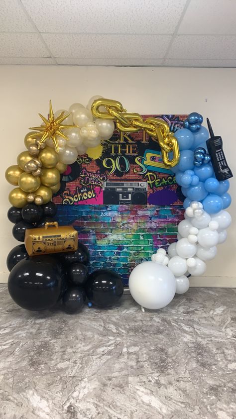 Old School Party, Throwback Prom Theme, Old School Party Decorations, Old School Backdrop, Old School Theme Party, Old Af Party Theme, 50s Balloon Decor, 27th Birthday, 50th Party