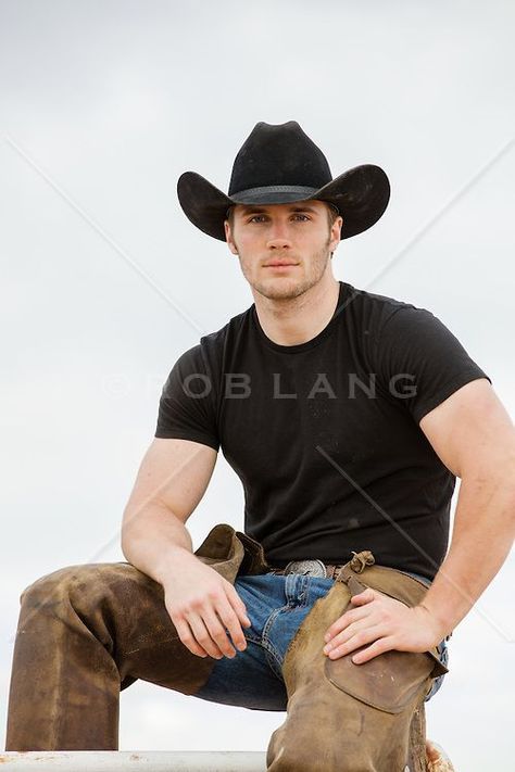 Cowboy Portrait, Hot Cowboy, Ginger Hair Men, Cowboy Chaps, Cowboy Images, Handsome Cowboys, Mens Cowboy, Country Men, Cow Boy