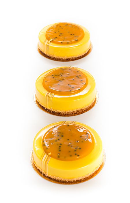 Pineapple Entremet, Passion Fruit Entremet, Dessert Restaurant, Mango Jelly, Chocolate Hazelnut Cake, Dessert Restaurants, Fruit Pastries, Dessert Presentation, Mango Pineapple