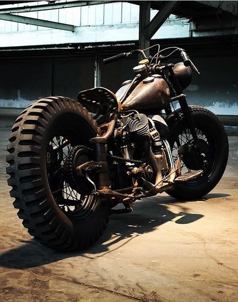 Bobber Motorcycles, Rat Bikes, Cb 450, Vintage Harley Davidson Motorcycles, Cafe Racer Design, Image Moto, Harley Davidson Art, Vespa Scooter, Bobber Bikes