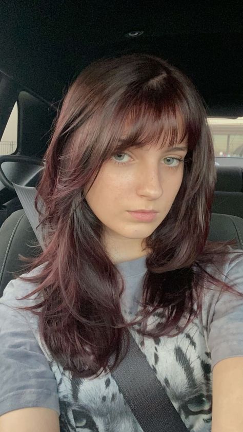 Cherry Brown Hair On Pale Skin, Hair Color For Pale Skin And Brown Eyes, Hair Colors For Pale Skin, Brown Hair Pale Skin, Chocolate Cherry Hair, Cherry Brown Hair, Pale Skin Hair Color, Cherry Red Hair, Wine Hair