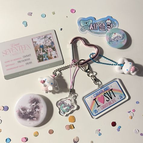 Carat Aesthetic, Keyring Ideas, Freebies Kpop, Freebies Ideas, Resin Design, Keychain Design, Acrylic Keychain, Cute Keychain, Small Business Ideas