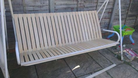 How to Renovate a Garden Seat With IKEA Bed Slats Ikea Bed Slats, Nimbus 2000, Garden Swing Seat, Garden Seat, Marine Plywood, Coops Diy, Ikea Bed, Bed Slats, Garden Seating