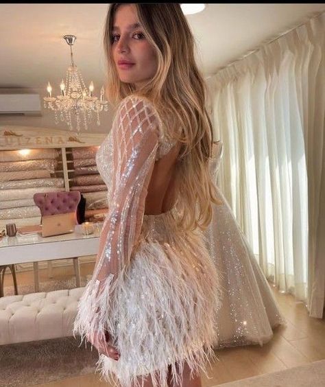 Coctail Dresses 2023, Short Bride Dresses, Short Bride, Dinner Dress Classy, Classy Prom Dresses, Coctail Dresses, Fancy Wedding Dresses, Bachelorette Outfits, Wedding Reception Dress