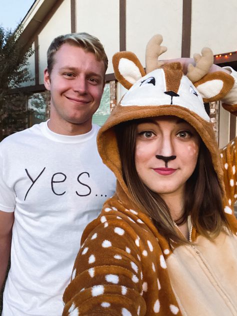 Funny Couples Costumes 2022, Couples Pun Costumes, Couples Costumes Puns, Funny Couples Costumes Hilarious Homemade Halloween, Pun Halloween Costumes Funny Couples, Couple Halloween Costumes Funny Clever, Pun Couple Costume Ideas, Couple Halloween Costumes 2022 Funny, Pun Halloween Costumes Funny