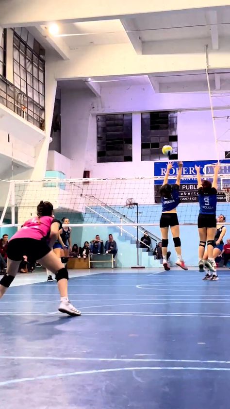 Please save and like the post, it helps me so much < Libero Training, Volleyball Saves, Volleyball Girls Outfits, Volleyball Practice Outfits, Volleyball Plays, Volleyball Videos, Libero Volleyball, Volleyball Libero, Volleyball Gifs