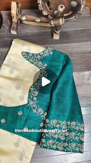 High Neck Blouses For Sarees, Computer Designs For Blouses, Trendy Maggam Work Blouse Designs, Work For Blouse, Traditional Saree Blouse Designs, Maggam Blouse, Blouse Works, Blouse Designs High Neck, Maggam Work Designs