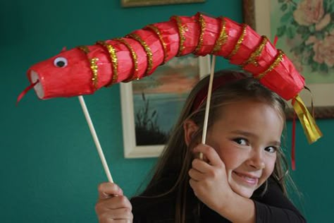 Chinese New Year Craft: Snake Puppet DIY | Alphamom Snake Puppet, Diy Dragon, Snake Crafts, Paper Cup Crafts, Chinese New Year Activities, Dragon Rouge, New Year Diy, Chinese New Years, New Year Crafts