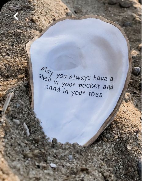 Beach Craft, Shell Trinket Dish, I Need Vitamin Sea, Oyster Shell Crafts, Seashell Projects, Shells Diy, Backyard Beach, Shell Crafts Diy, Sea Crafts