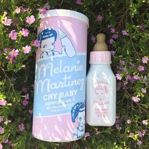 Melanie Martinez Perfume, Cry Baby Perfume, Baby Perfume, Melanie Martinez Cry Baby, Melanie Martinez Merch, Perfume Ad, Birthday Wishlist, Celebrity Art, Melanie Martinez