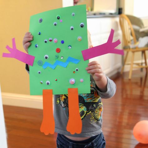 Toddler Approved!: Easy Monster Craft for Toddlers Letter M Crafts, Toddler Daycare, Alien Crafts, Space Week, Craft For Toddlers, Monster Craft, Toddler Class, Halloween Crafts For Toddlers, October Crafts