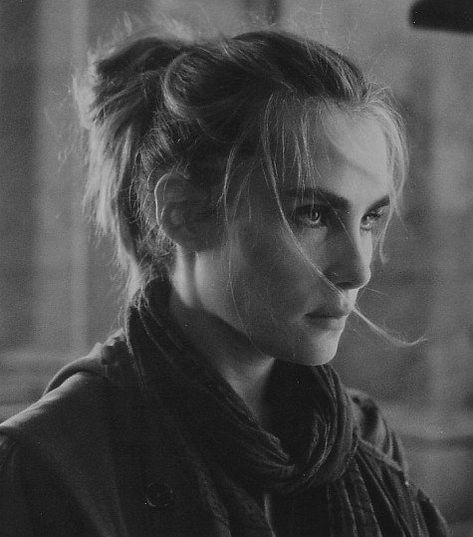 Emmanuelle Seigner Emmanuel Seigner, Emanuelle Seigner, The Ninth Gate, Emmanuelle Seigner, Alissa Salls, Francois Truffaut, Roman Polanski, French Cinema, French Actress