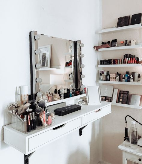 Makeup Vanity Floating Shelves, Wall Mounted Vanity Bedroom, Floating Shelf Makeup Vanity, Make Up Corner Ideas, Standing Makeup Station, Small Vanity Ideas Bedroom Diy, Simple Vanity Ideas Bedroom, Simple Vanity Ideas, Small Makeup Area